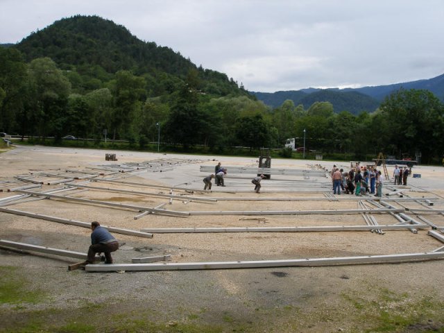 zeltaufbaun_09_07_09_-0041