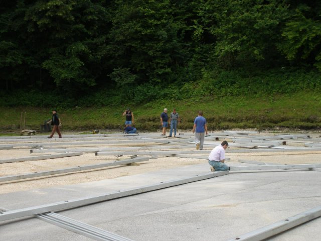 zeltaufbaun_09_07_09_-0052