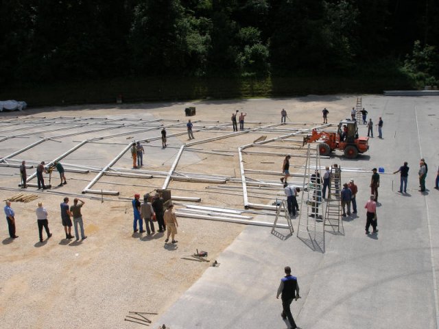 zeltaufbaun_09_07_09_-0055
